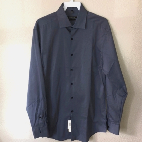 New Van Heusen long sleeve button up - Picture 2 of 5